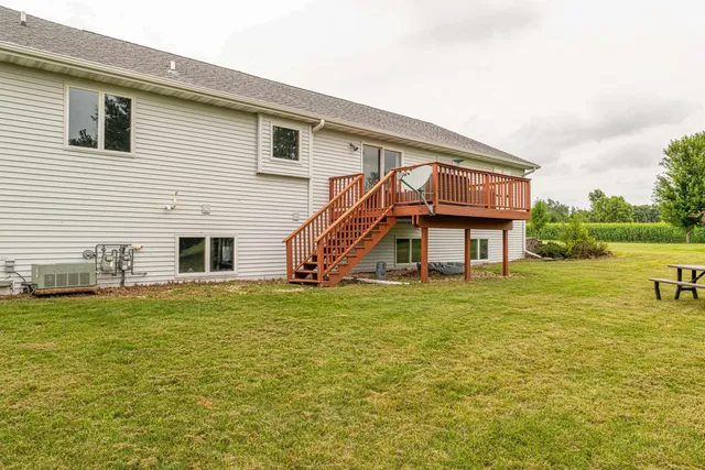 $725,000 | N9560 County Hwy CC, Belleville, WI 53508