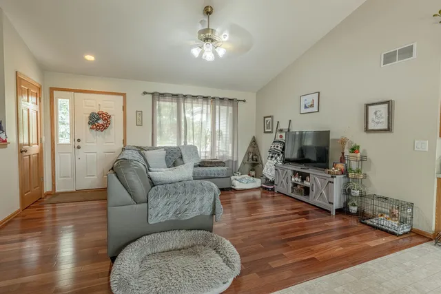 $725,000 | N9560 County Hwy CC, Belleville, WI 53508