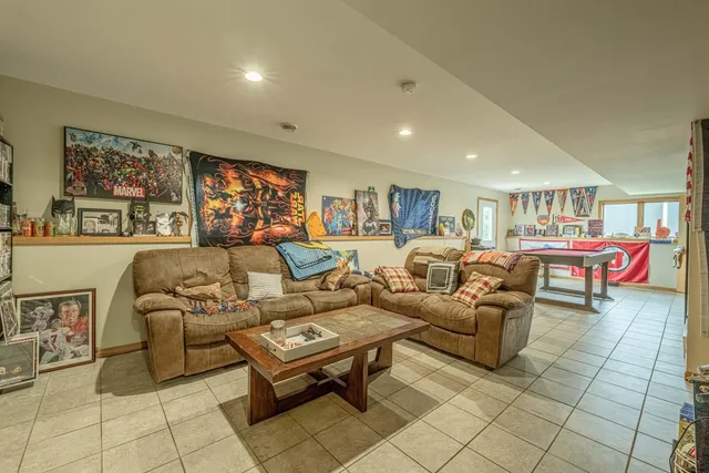 $725,000 | N9560 County Hwy CC, Belleville, WI 53508