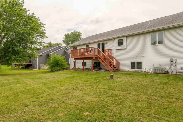 $725,000 | N9560 County Hwy CC, Belleville, WI 53508