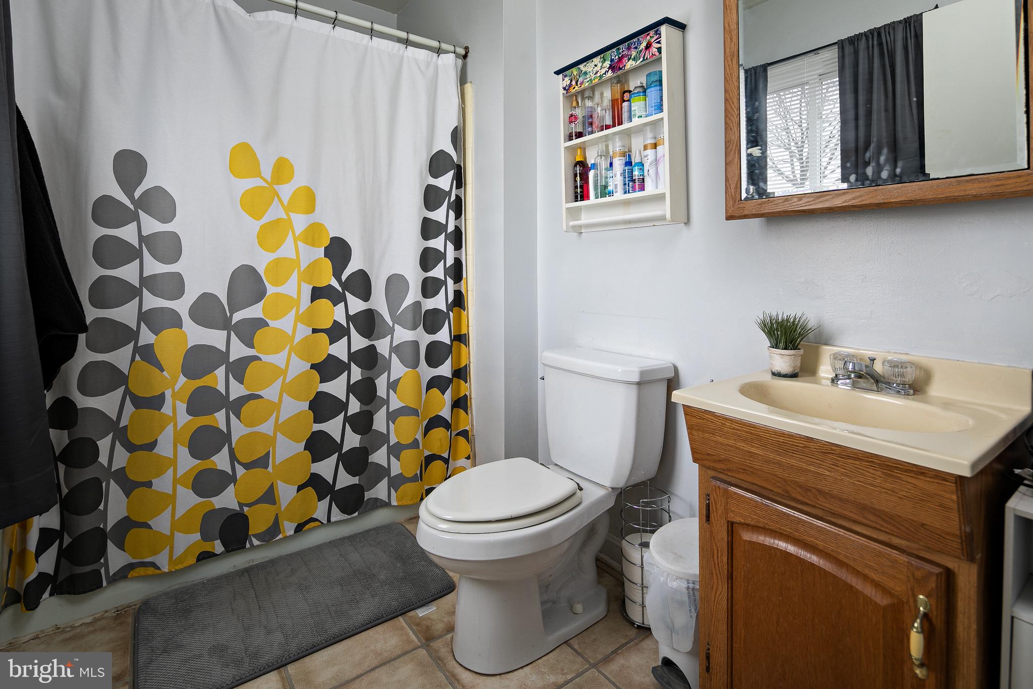 7529 Remington Road Manassas, VA 20109 - Photo 14 of 25 Master Bathroom