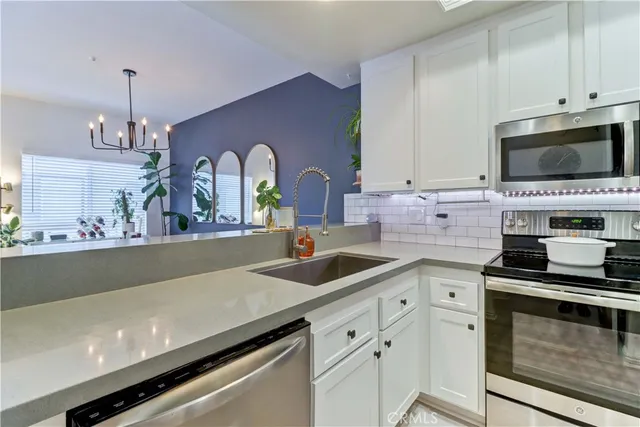 $600,000 | 2960 Champion Way, Unit 1814, Tustin, CA 92782