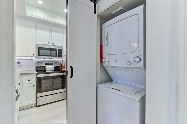 $600,000 | 2960 Champion Way, Unit 1814, Tustin, CA 92782