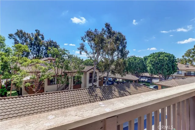 $600,000 | 2960 Champion Way, Unit 1814, Tustin, CA 92782