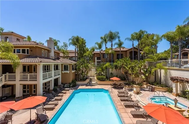 $600,000 | 2960 Champion Way, Unit 1814, Tustin, CA 92782