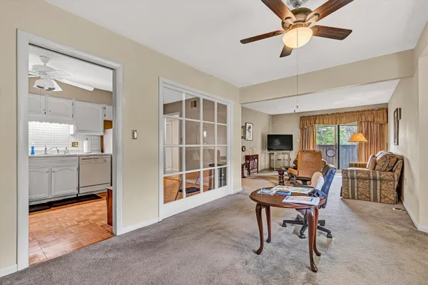 $168,500 | 5260 Cross Bow Circle, Unit 1E, Roanoke, VA 24018