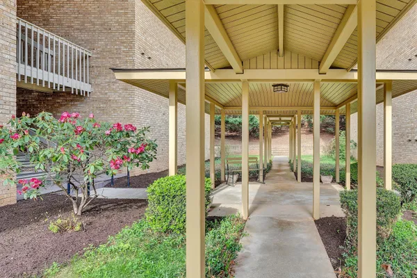 a view of an outdoor space with garden