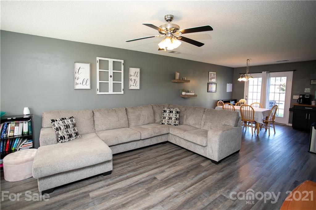 638 Overlook Road Lowell, NC 28098 - Photo 3 of 27 Gallery Image 3