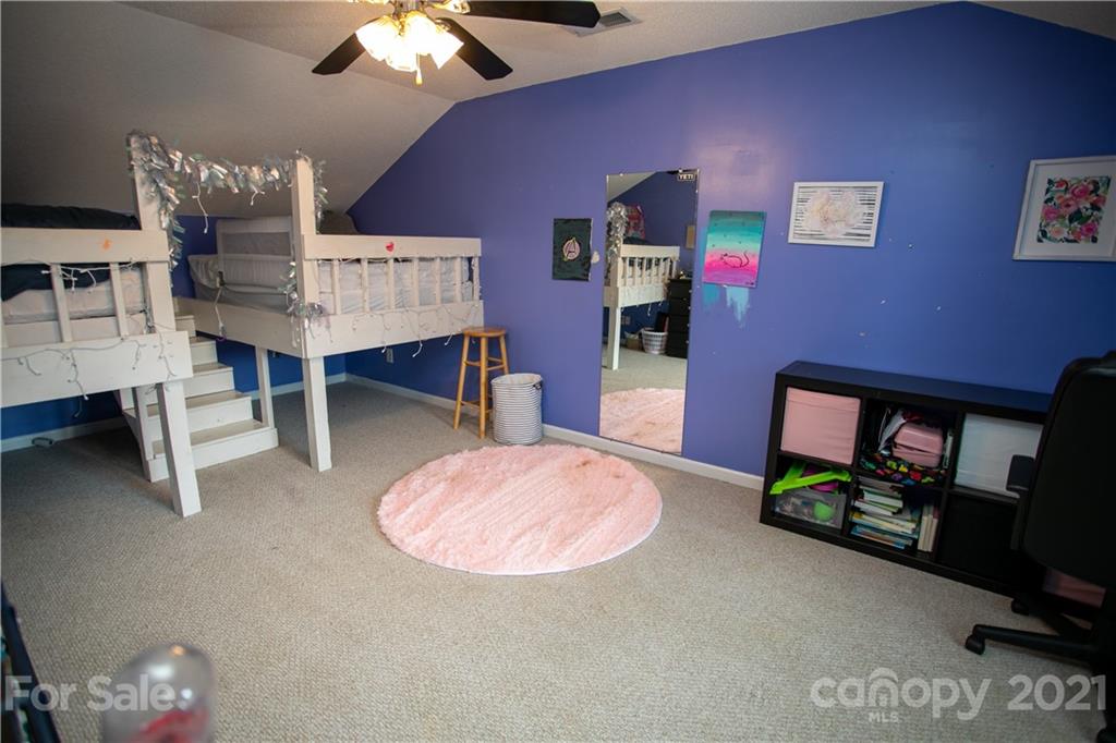 638 Overlook Road Lowell, NC 28098 - Photo 22 of 27 Gallery Image 22