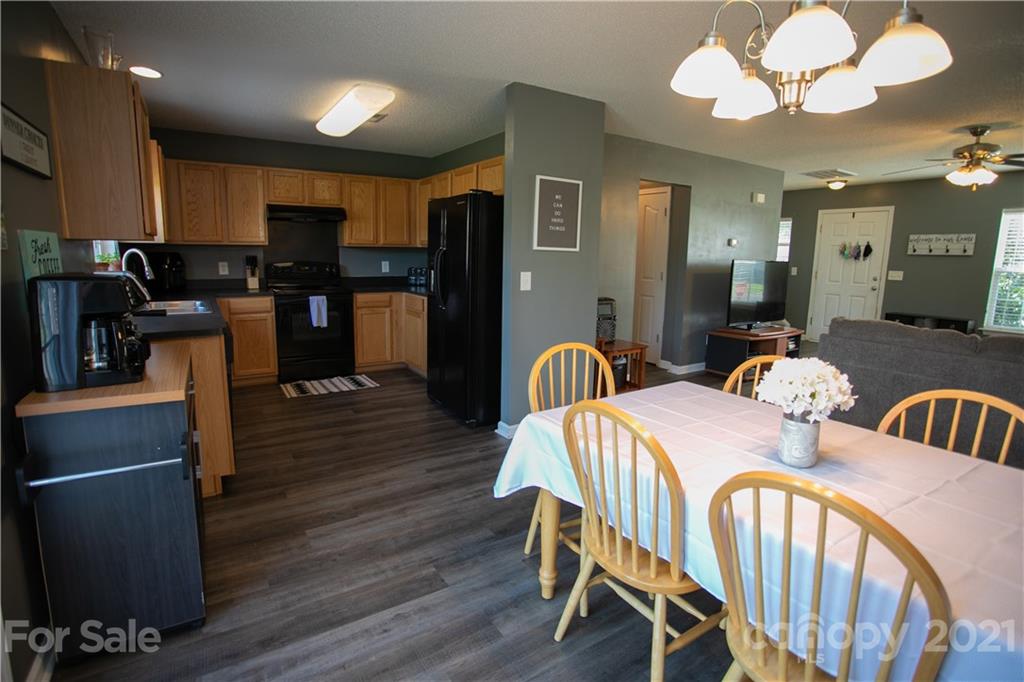 638 Overlook Road Lowell, NC 28098 - Photo 8 of 27 Gallery Image 8