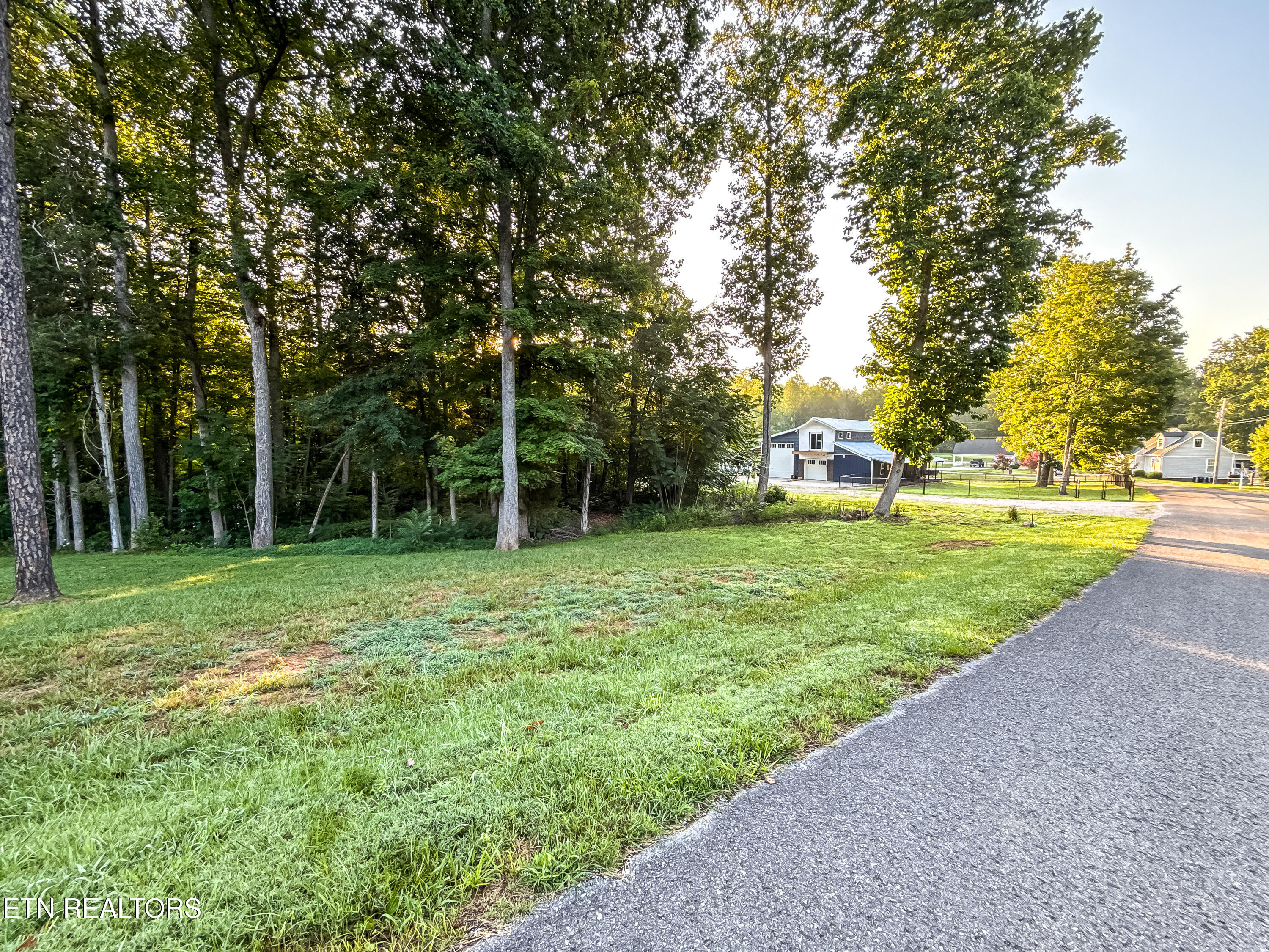 Helms Ferry Road Sharps Chapel, TN 37866 - Photo 12 of 43 013250724-1-LOT18HelmsFerryRdSharpsChape