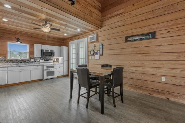 $215,000 | 16355 East Royal Oak Drive, Perry, FL 32348