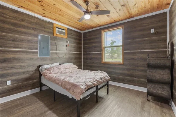 $215,000 | 16355 East Royal Oak Drive, Perry, FL 32348