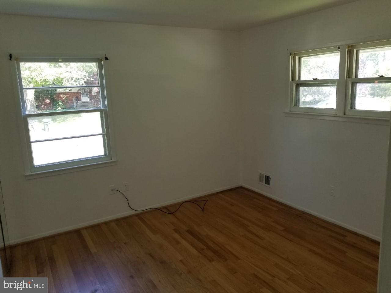 7416 Northrop Road Alexandria, VA 22306 - Photo 19 of 30 ROOM 3
