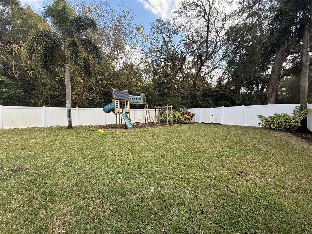 1146 Lumsden Trace Circle Valrico, FL 33594 - Photo 18 of 19