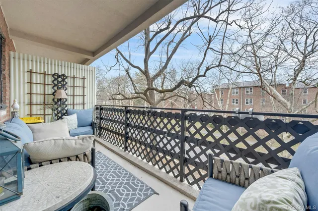 $169,500 | 620 Pelham Road, Unit 4H, New Rochelle, NY 10805