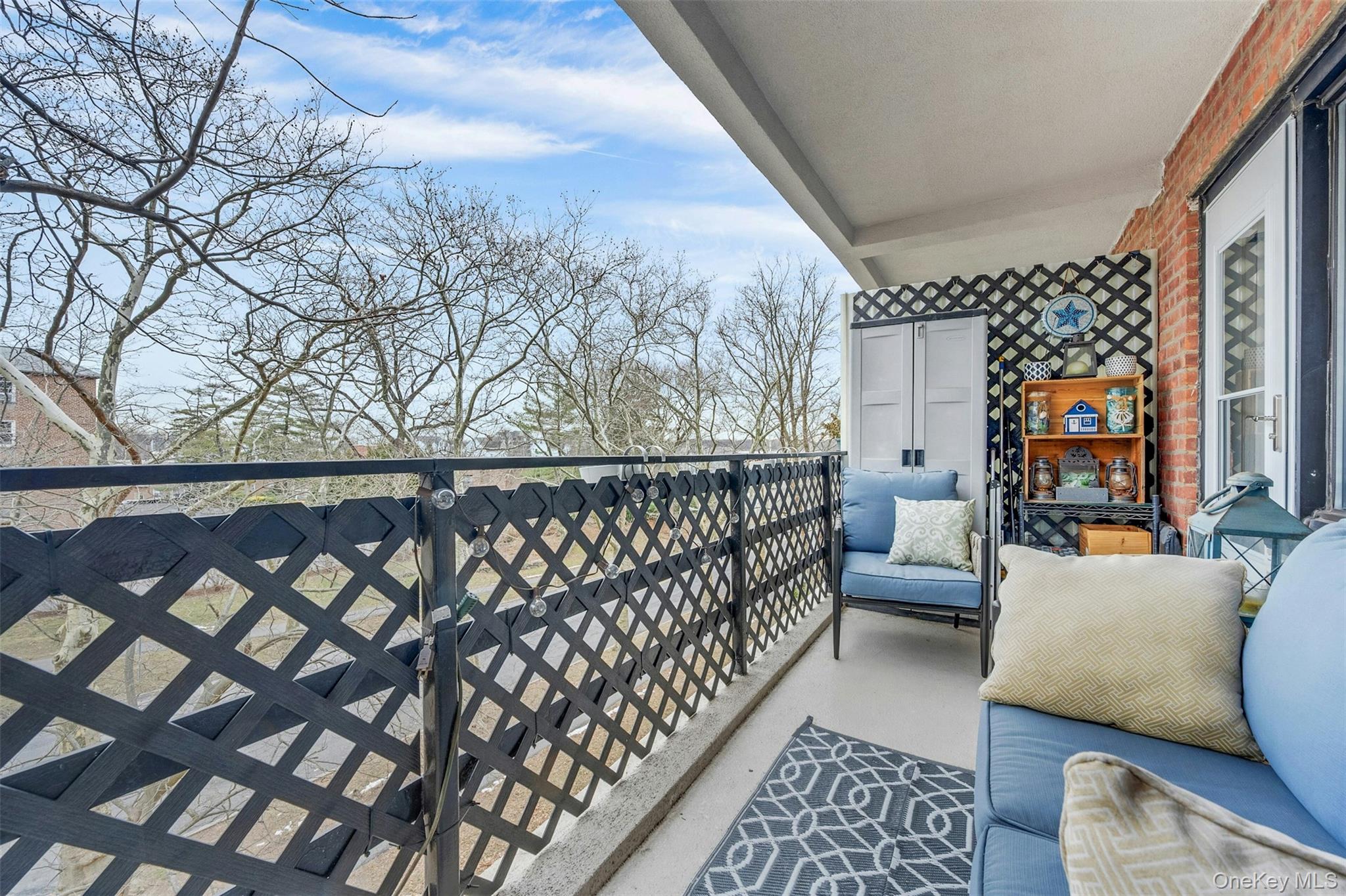 620 Pelham Road, Unit 4H New Rochelle, NY 10805 - Photo 17 of 24 HIgh up in the trees with partial views of the water,