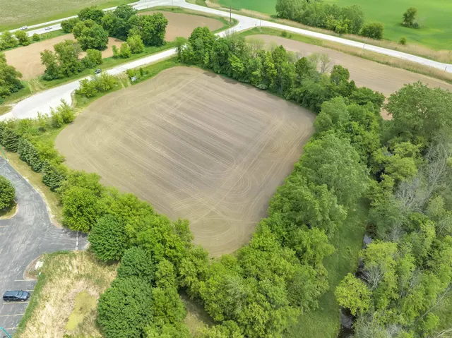 $315,000 | Equestrian Ct Green, Unit 2, Green Bay, WI 54229