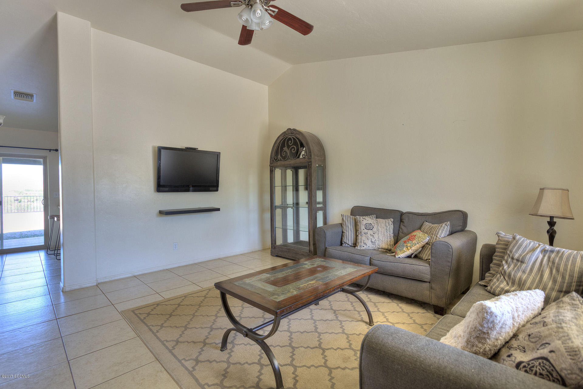 106 Paseo Mexico Rio Rico, AZ 85648 - Photo 4 of 22 Gallery Image 4