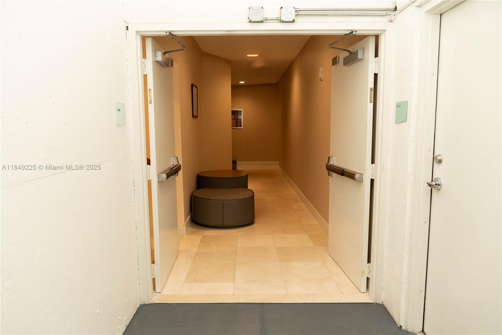 150 Sunny Isles Boulevard, Unit 1TH403 Sunny Isles Beach, FL 33160 - Photo 5 of 34 a bathroom with a tub and shower