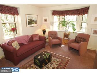 1333 Grenox Road Wynnewood, PA 19096 - Photo 4 of 12 Gallery Image 4