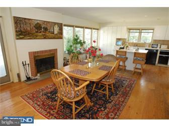 1333 Grenox Road Wynnewood, PA 19096 - Photo 5 of 12 Gallery Image 5