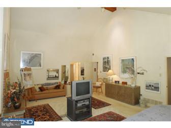 1333 Grenox Road Wynnewood, PA 19096 - Photo 10 of 12 Bedroom - Main