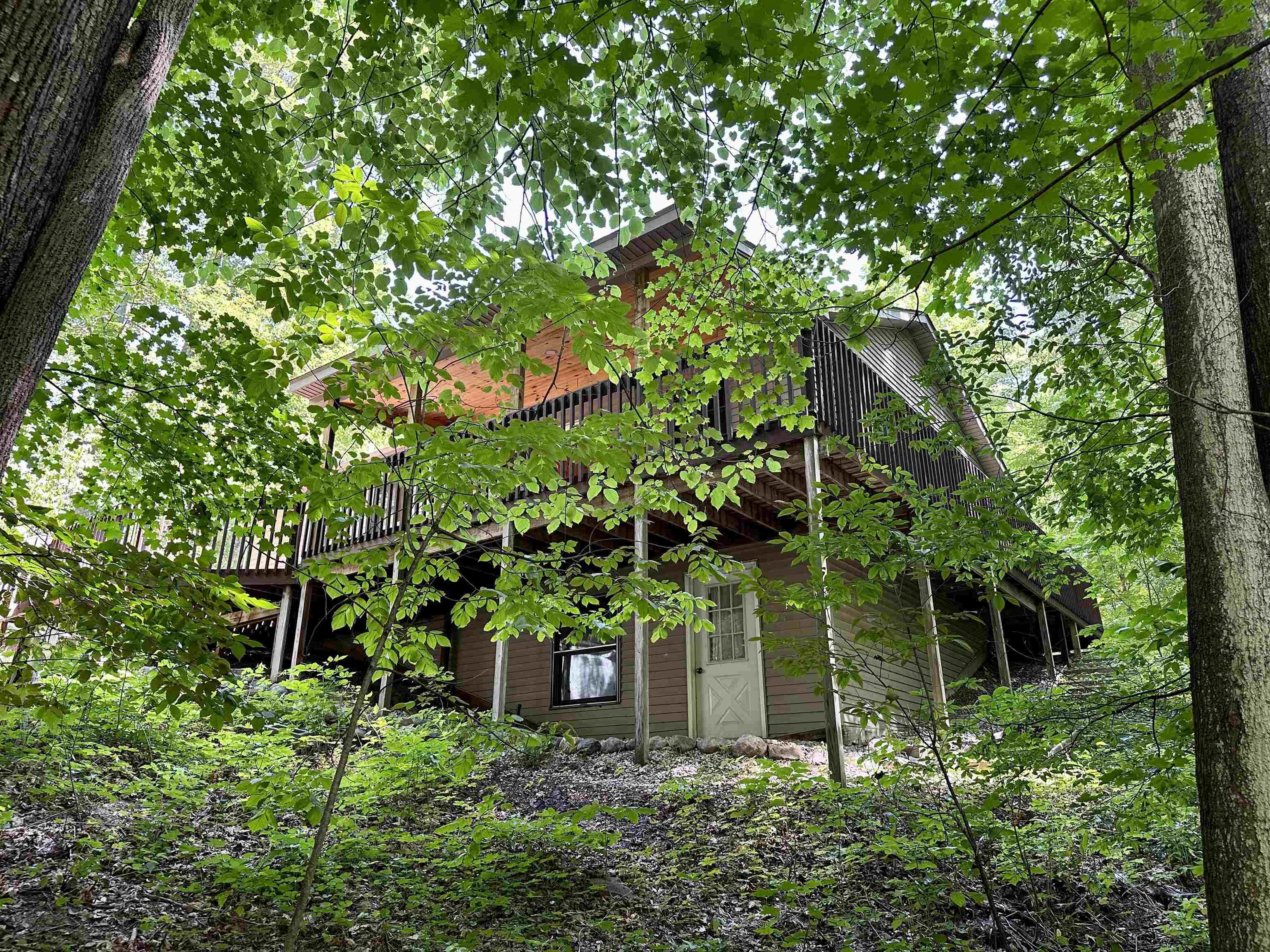 2458 East Potter Road Traverse City, MI 49696 - Photo 6 of 61 1914647-5.JPG