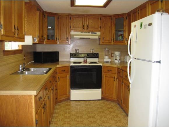 536 Bunker Hill Road Hardwick, VT 05843 - Photo 3 of 12
