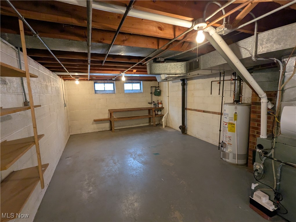 815 East Schaaf Road Independence, OH 44131 - Photo 28 of 36 Basement featuring gas water heater