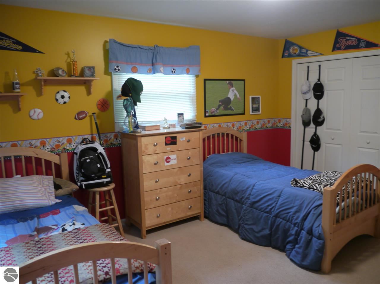 3941 Stone Ridge Drive Traverse City, MI 49684 - Photo 18 of 30 1776505-17.JPG