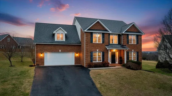 $559,950 | 2324 Foxfield Lane, Salem, VA 24153