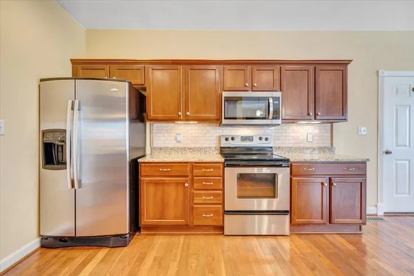 $559,950 | 2324 Foxfield Lane, Salem, VA 24153