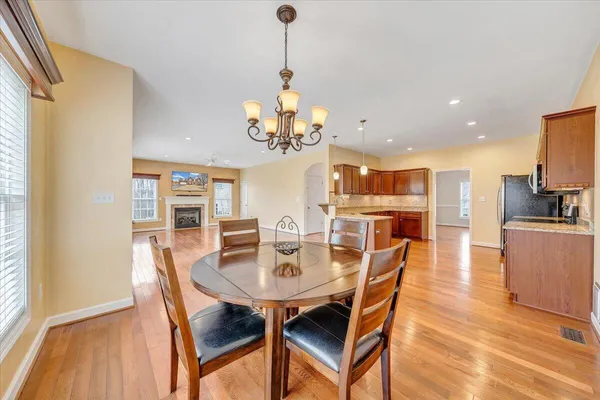 $559,950 | 2324 Foxfield Lane, Salem, VA 24153