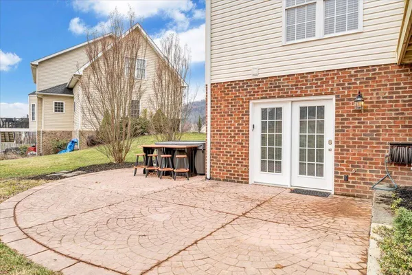 $559,950 | 2324 Foxfield Lane, Salem, VA 24153