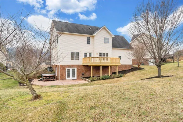 $559,950 | 2324 Foxfield Lane, Salem, VA 24153