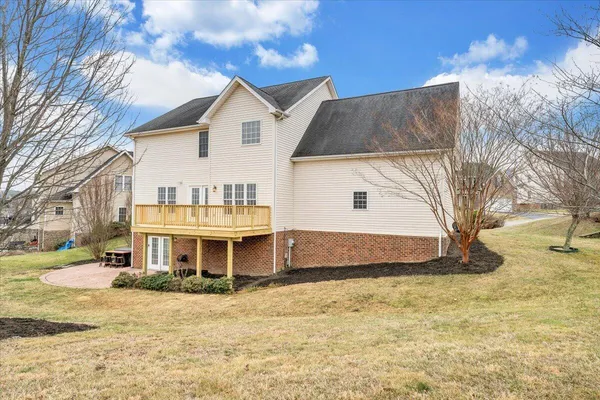 $559,950 | 2324 Foxfield Lane, Salem, VA 24153