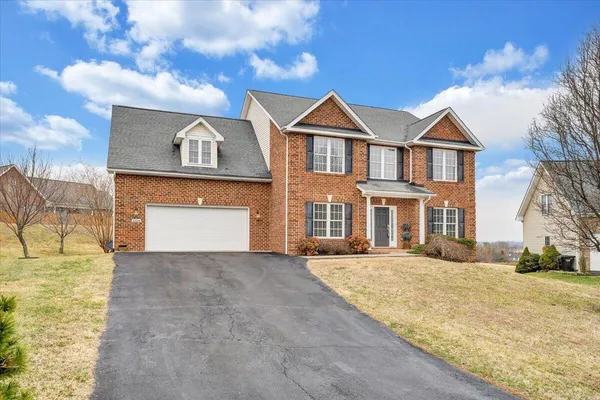 $559,950 | 2324 Foxfield Lane, Salem, VA 24153