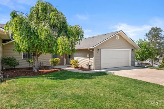 $339,900 | 824 15th Avenue, Lewiston, ID 83501
