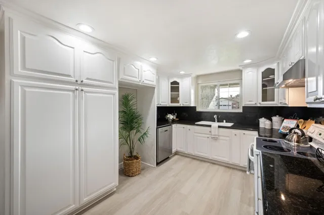 $799,900 | 761 Carla Way, Gilroy, CA 95020