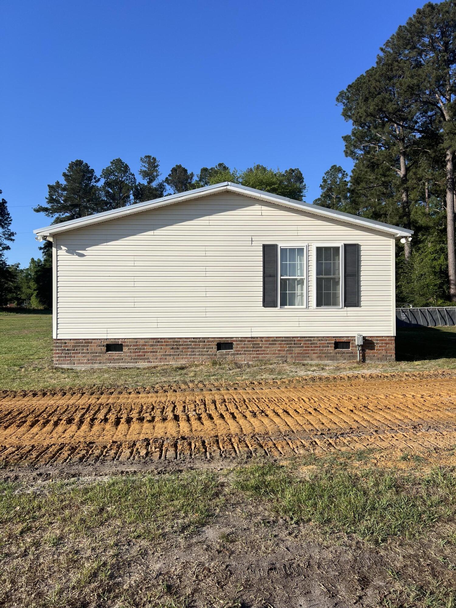 586 Scuffletown Road Ruffin, SC 29475 - Photo 6 of 47 IMG_1409