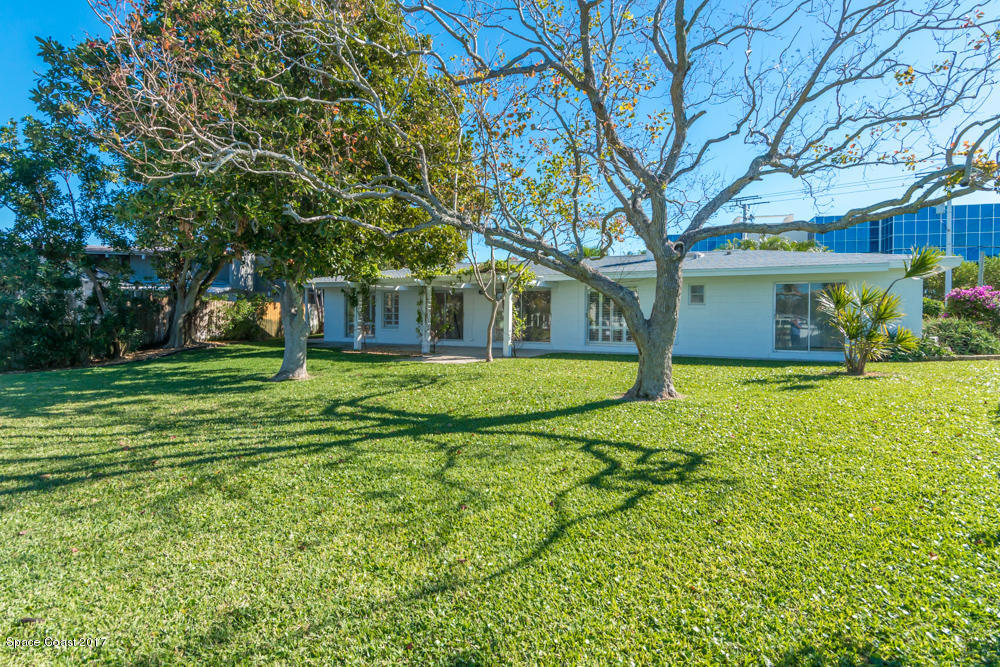 833 Catalina Road Cocoa Beach, FL 32931 - Photo 18 of 24 18