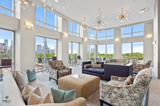 $7,300 | 1211 South Prairie Avenue, Unit 4805, Chicago, IL 60605