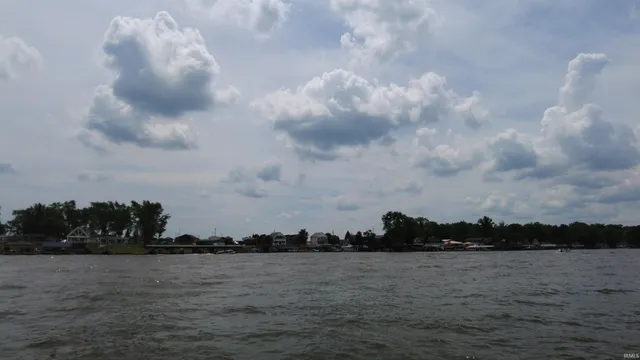 $599,500 | 5384 East Quiet Water Court, Monticello, IN 47960