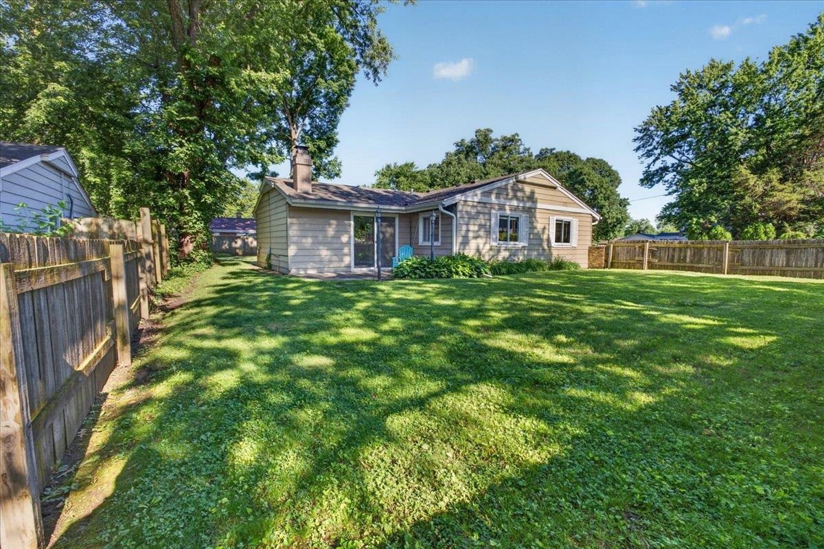 3735 Highcrest Road Rockford, IL 61107 - Photo 23 of 31