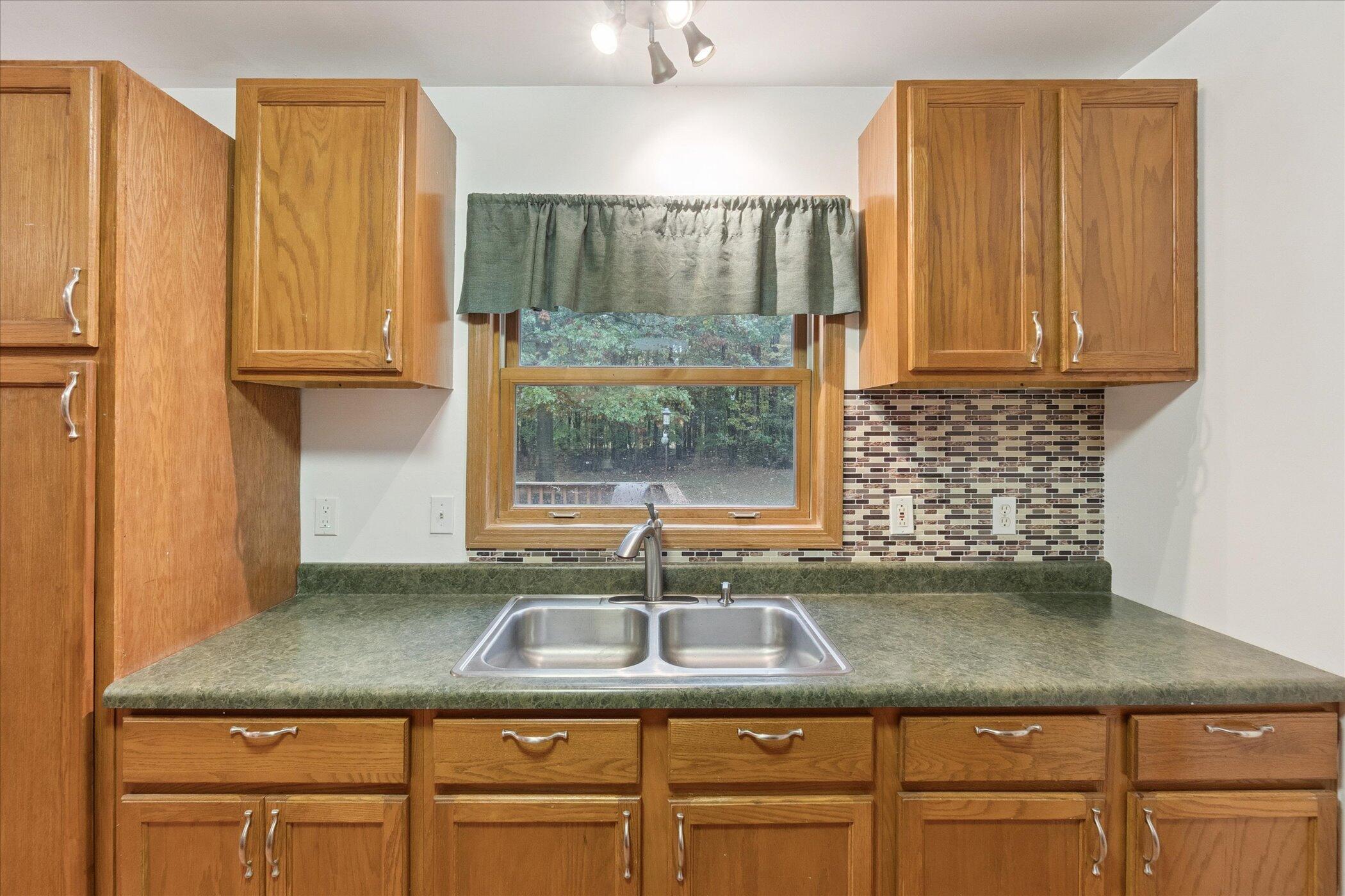 11905 Spencer Road Sumner, MI 48889 - Photo 20 of 33 14-11905-E-Spencer-Rd-Sumner-MI-48889-Wi