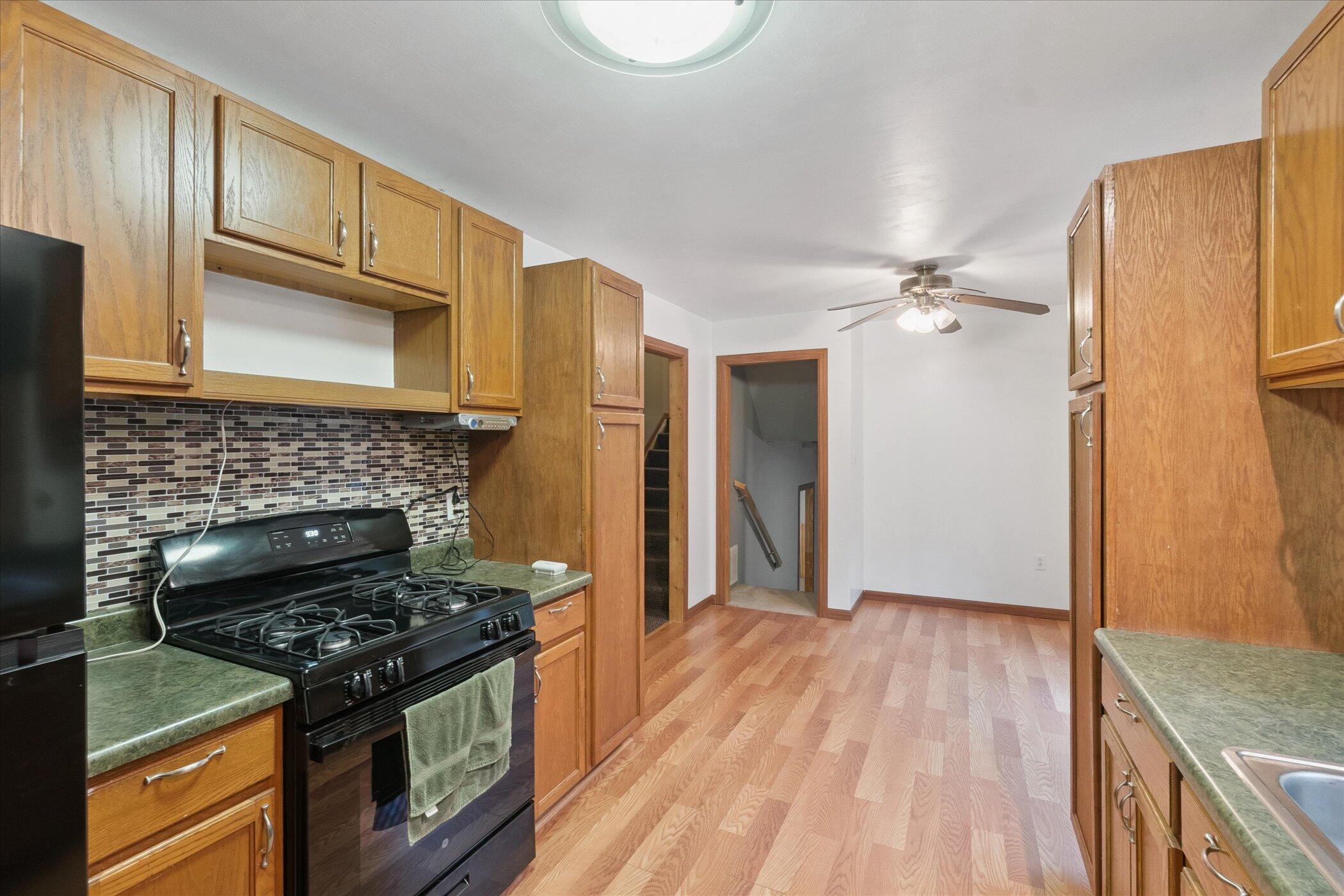 11905 Spencer Road Sumner, MI 48889 - Photo 22 of 33 16-11905-E-Spencer-Rd-Sumner-MI-48889-Wi
