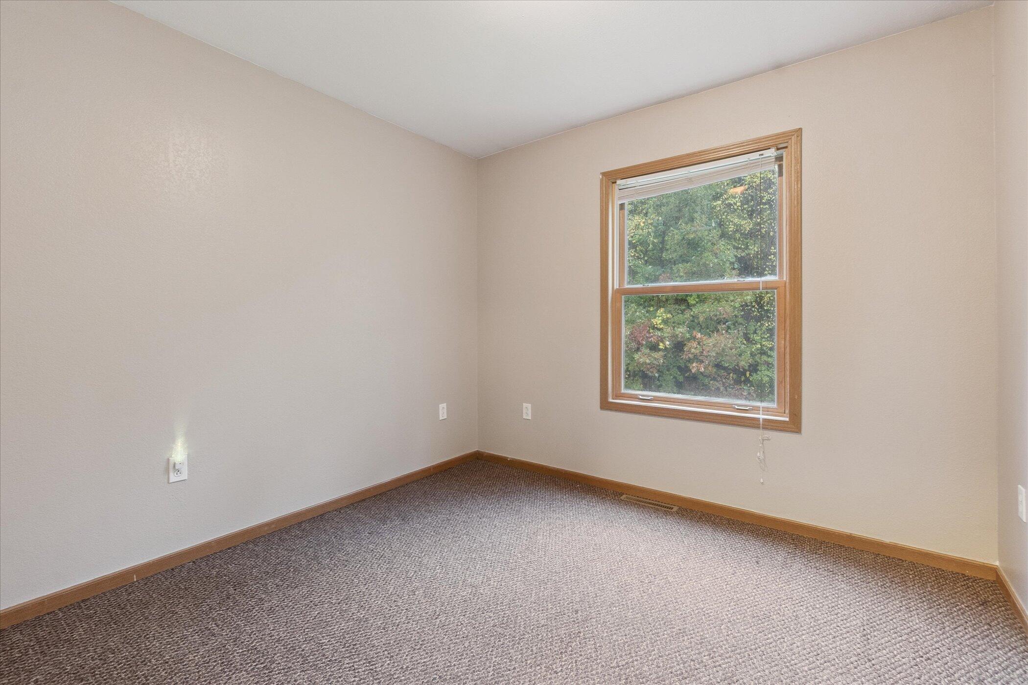 11905 Spencer Road Sumner, MI 48889 - Photo 26 of 33 20-11905-E-Spencer-Rd-Sumner-MI-48889-Wi