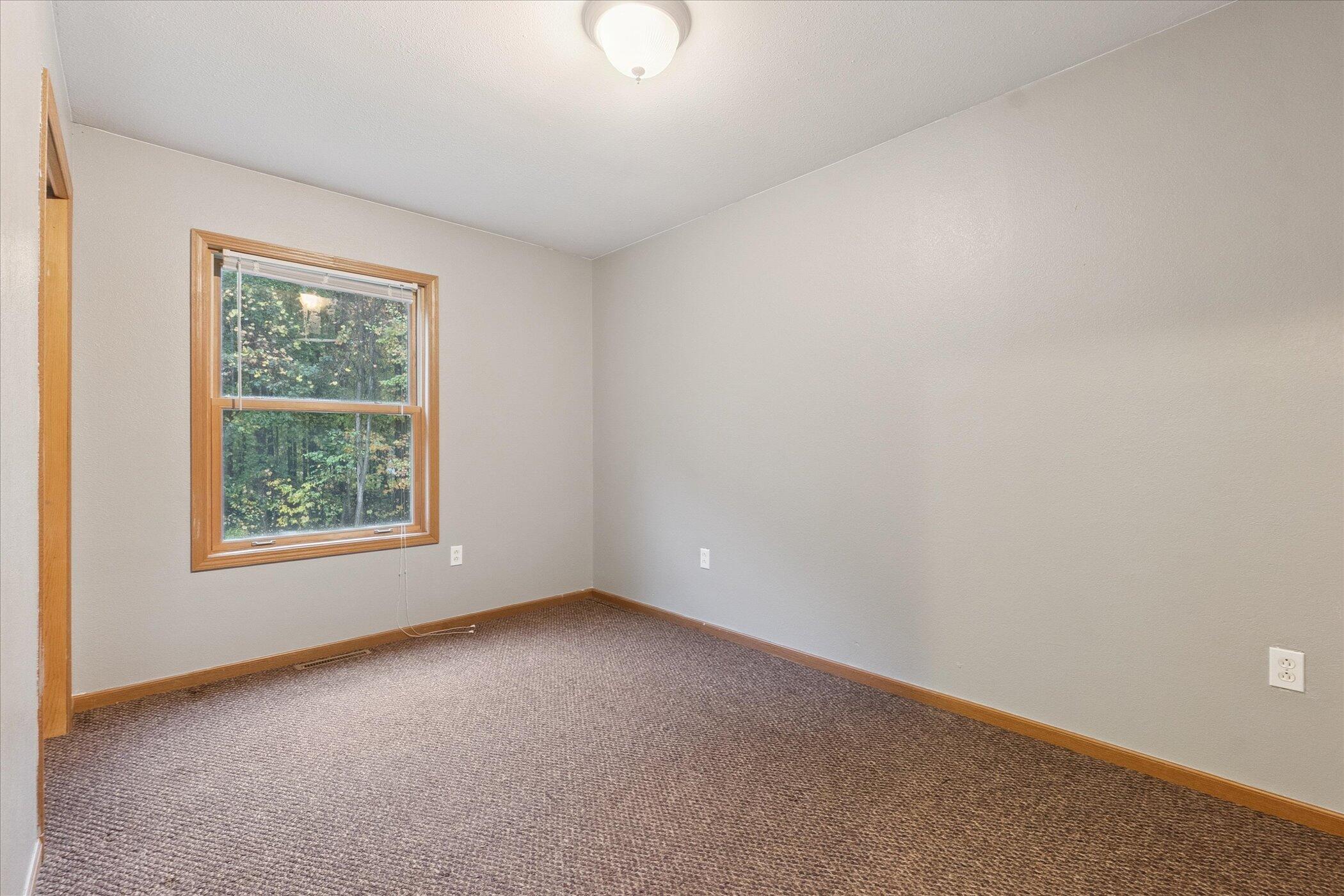 11905 Spencer Road Sumner, MI 48889 - Photo 28 of 33 22-11905-E-Spencer-Rd-Sumner-MI-48889-Wi