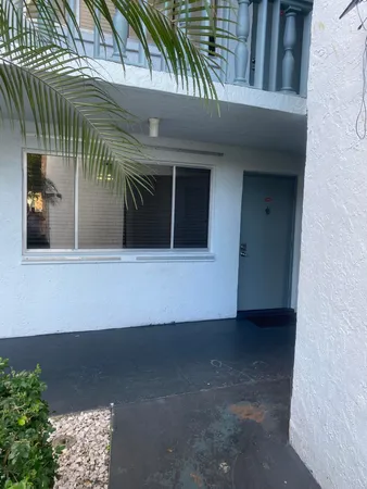 $180,000 | 2000 Springdale Boulevard, Unit 108, Palm Springs, FL 33461
